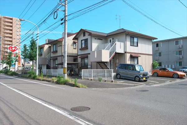 2LDKへリフォーム済み。ＴＶモニター付きインターホン！南向き角住居！横路小学校徒歩１２分でお子様を育むのに向いた立地です。